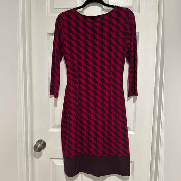 Pattern dress - Picture 9 of 12